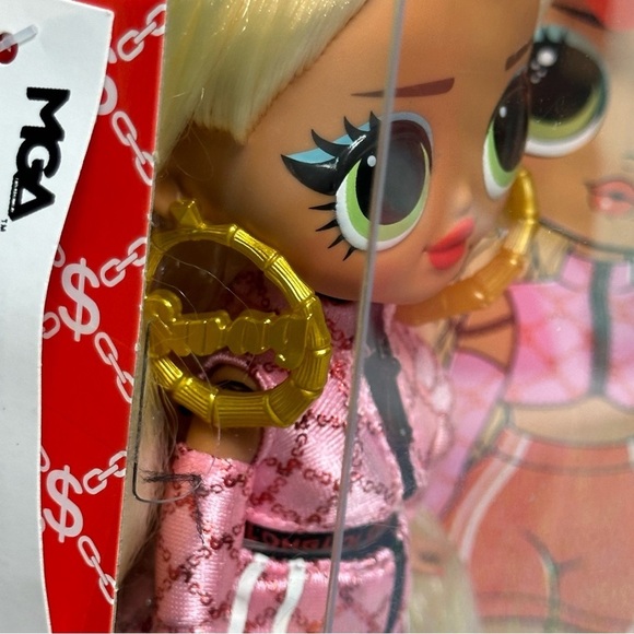 L.O.L. Surprise OMG Swag 2023 Fashion Doll with Multiple Surprises 2 Looks NEW - Picture 10 of 12